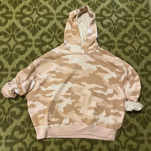 VS PINK fleece pullover in Pink camo NWT - Picture 7 of 12